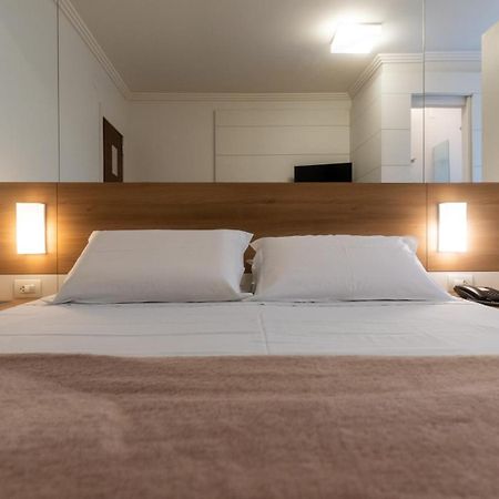 Hotel Gloria Блуменау Экстерьер фото